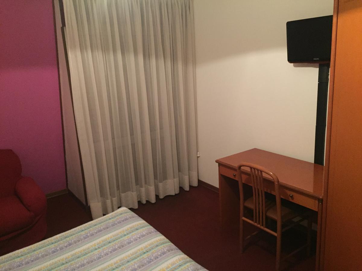 Hotel Pamela Сан Пиетро ин Цазале Екстериор снимка