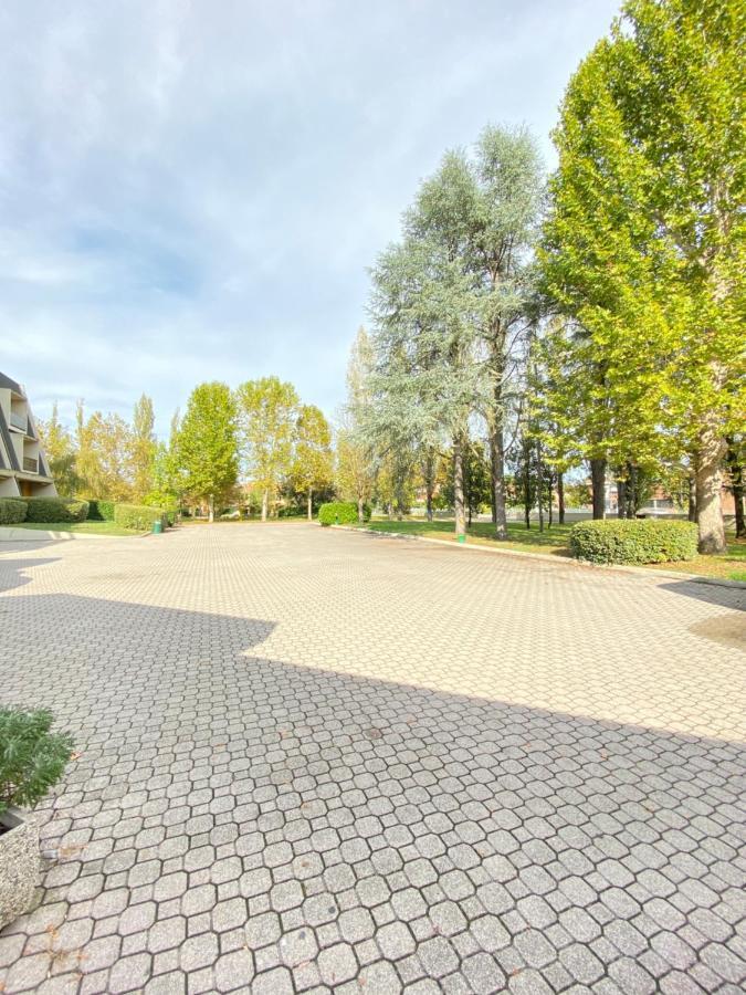 Hotel Pamela Сан Пиетро ин Цазале Екстериор снимка